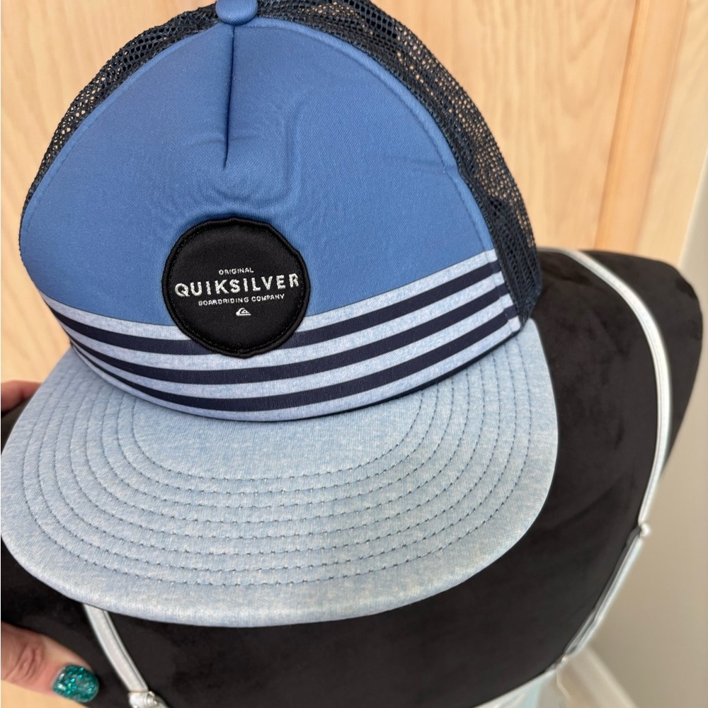 Quiksilver Blue and Gray Mesh Cap